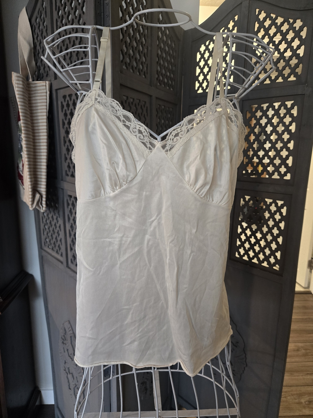 Vintage Silky Lace Trim Cami Tank - Ivory